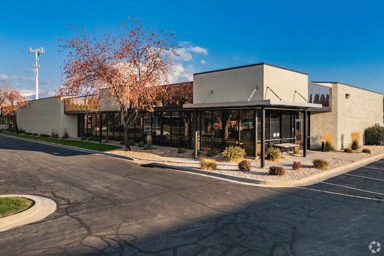 Office/Warehouse Sublease: 1105 W 2400 S, West Valley City