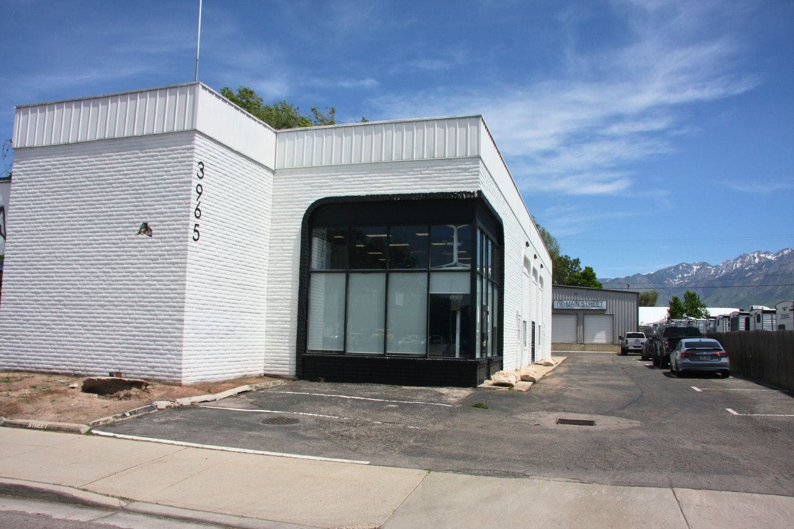 Flex Space for Lease: 3965 S State St, Salt Lake City