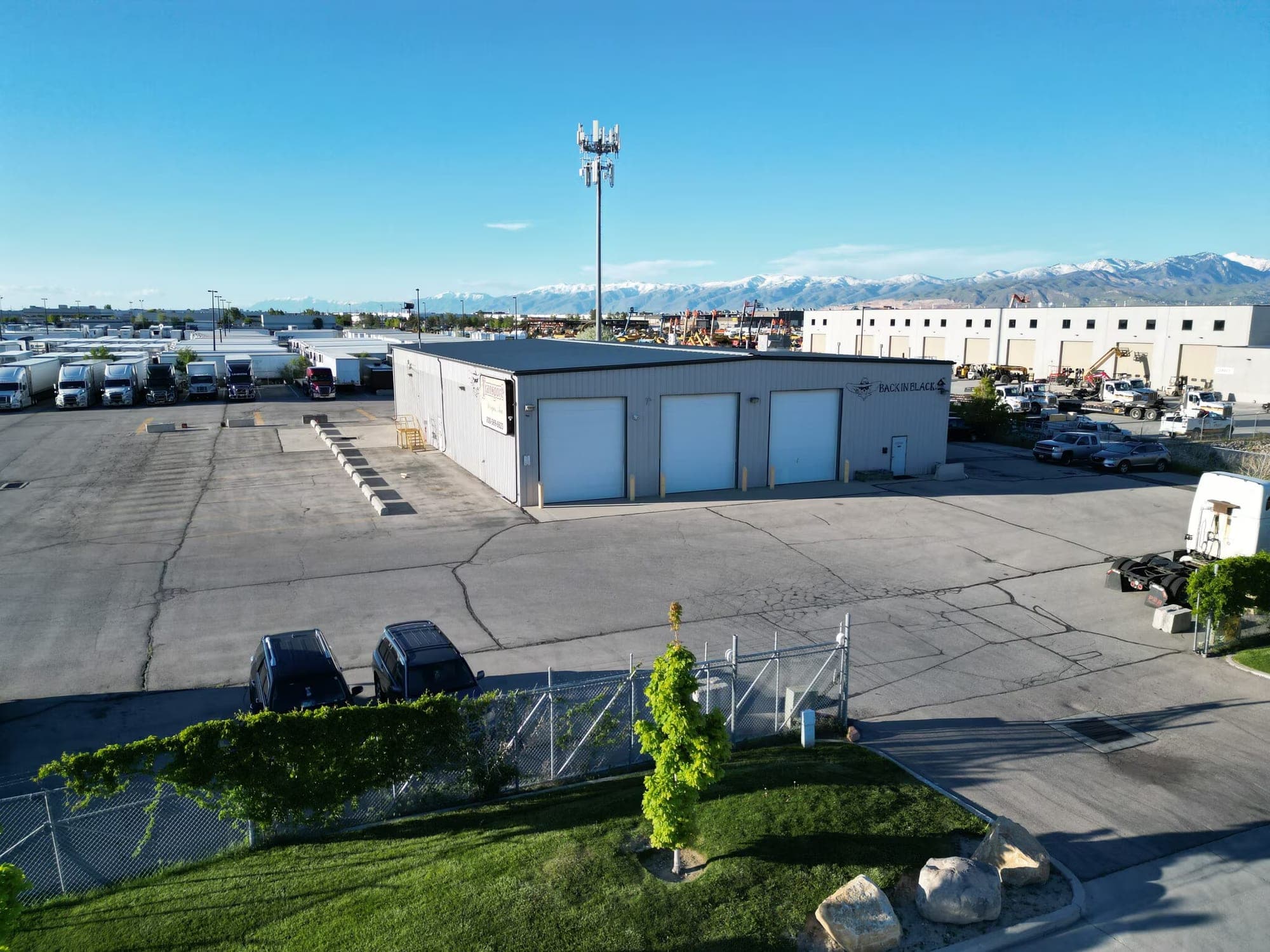 Office with Secure Truck Yard: 5114 W 2400 S