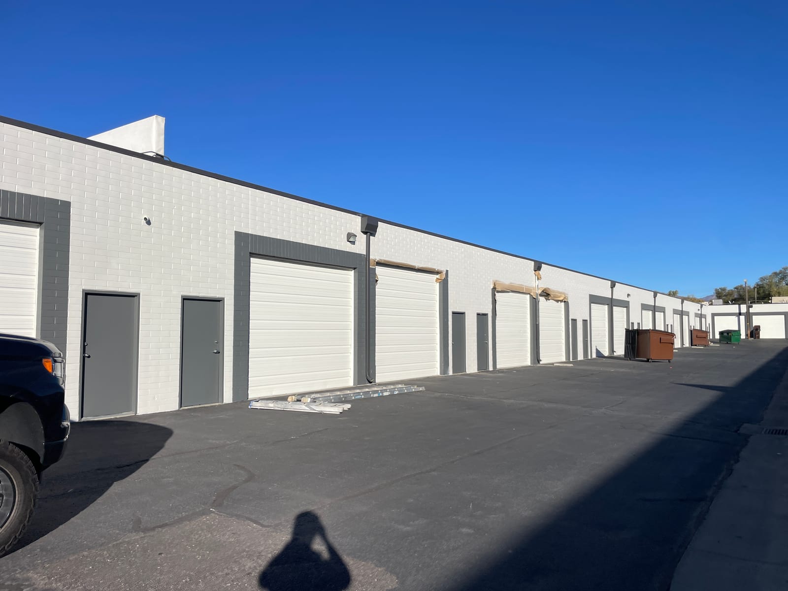Warehouse loading doors at Redwood Business Park